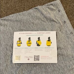 Nuroo nursing baby wrap/scarf